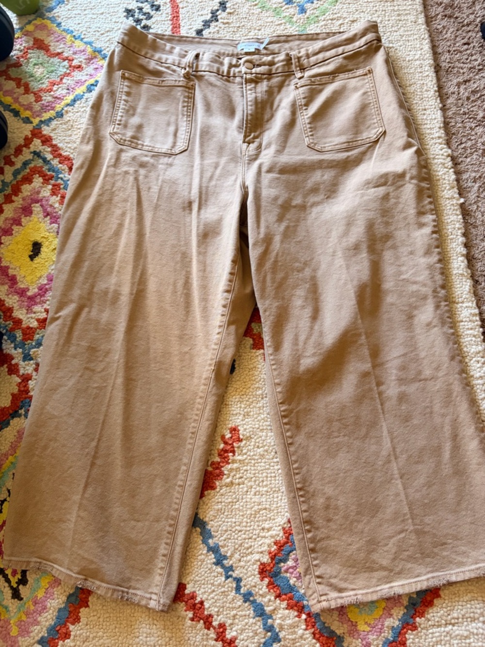 Good American Wide-Leg Jeans in Tan